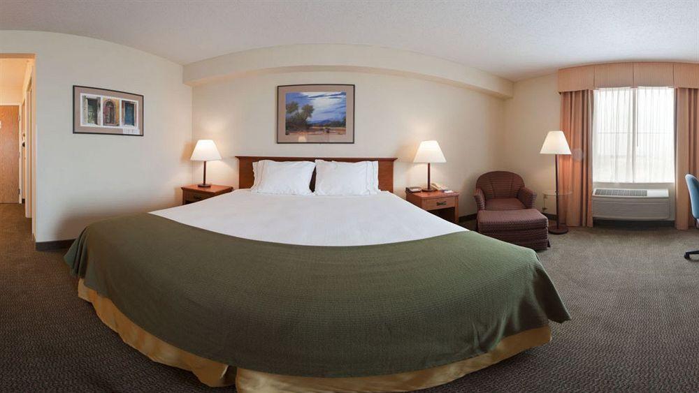 Holiday Inn Express Peoria North - Glendale By Ihg Екстер'єр фото