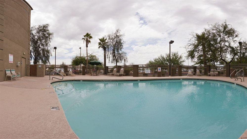 Holiday Inn Express Peoria North - Glendale By Ihg Екстер'єр фото