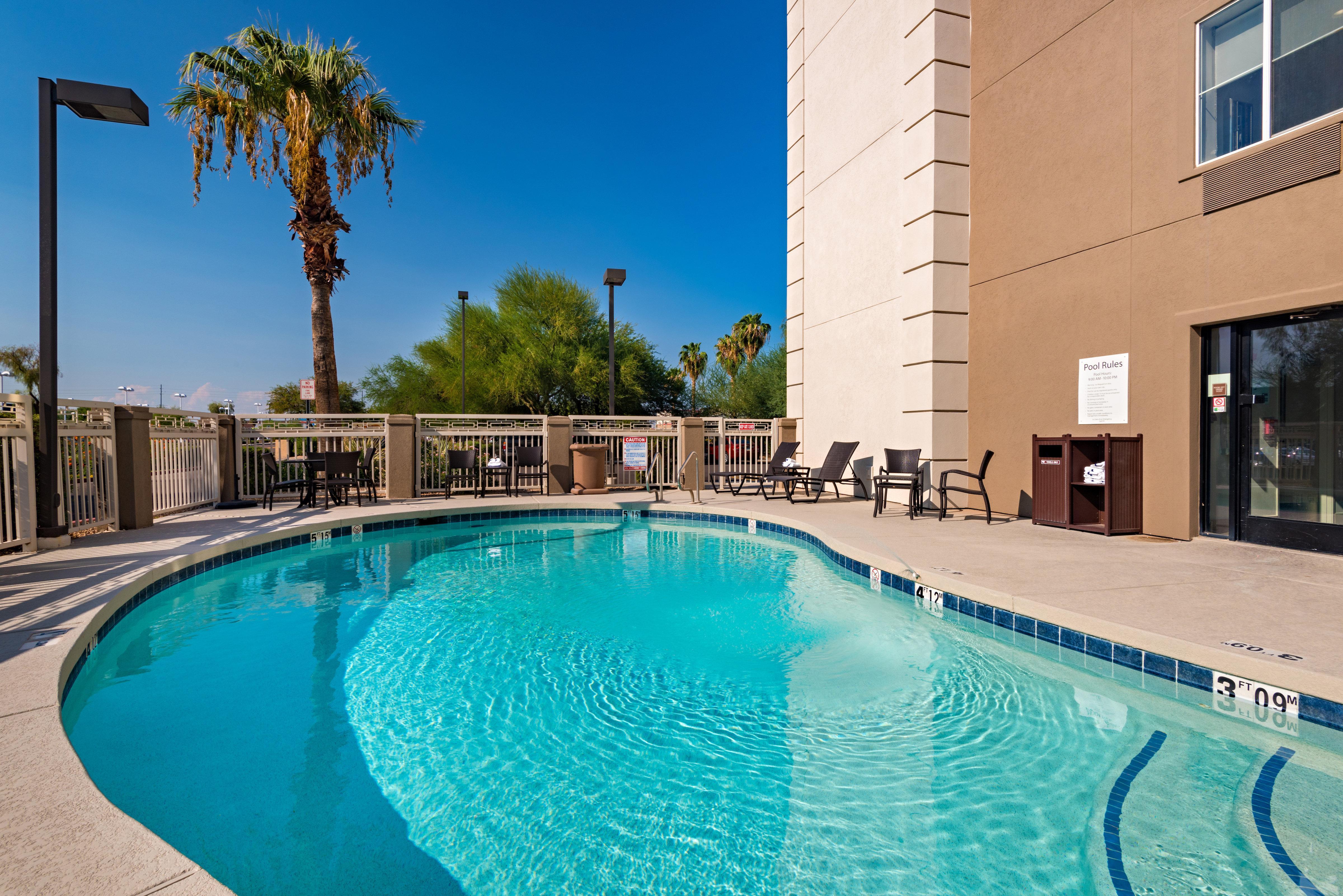 Holiday Inn Express Peoria North - Glendale By Ihg Екстер'єр фото