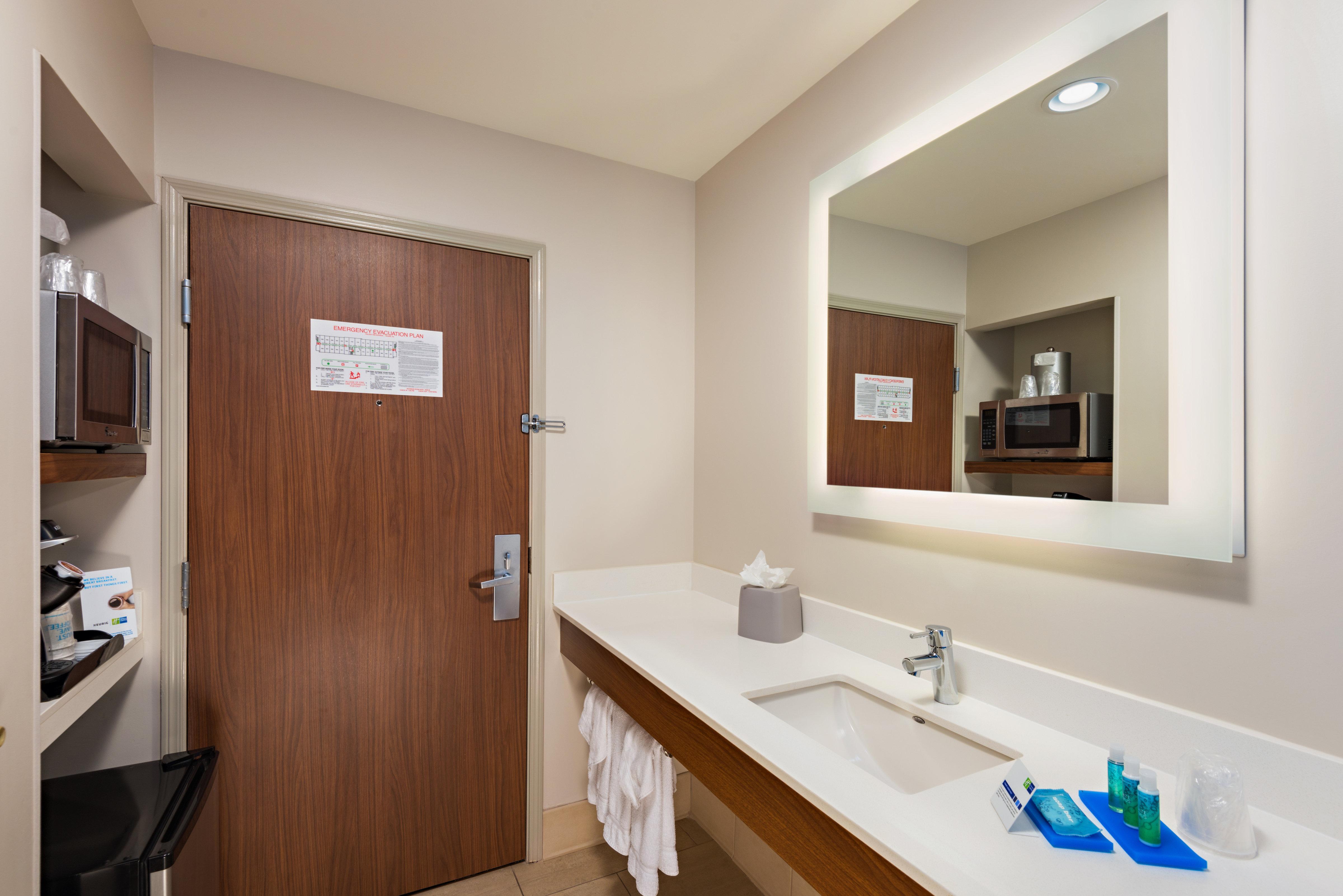 Holiday Inn Express Peoria North - Glendale By Ihg Екстер'єр фото