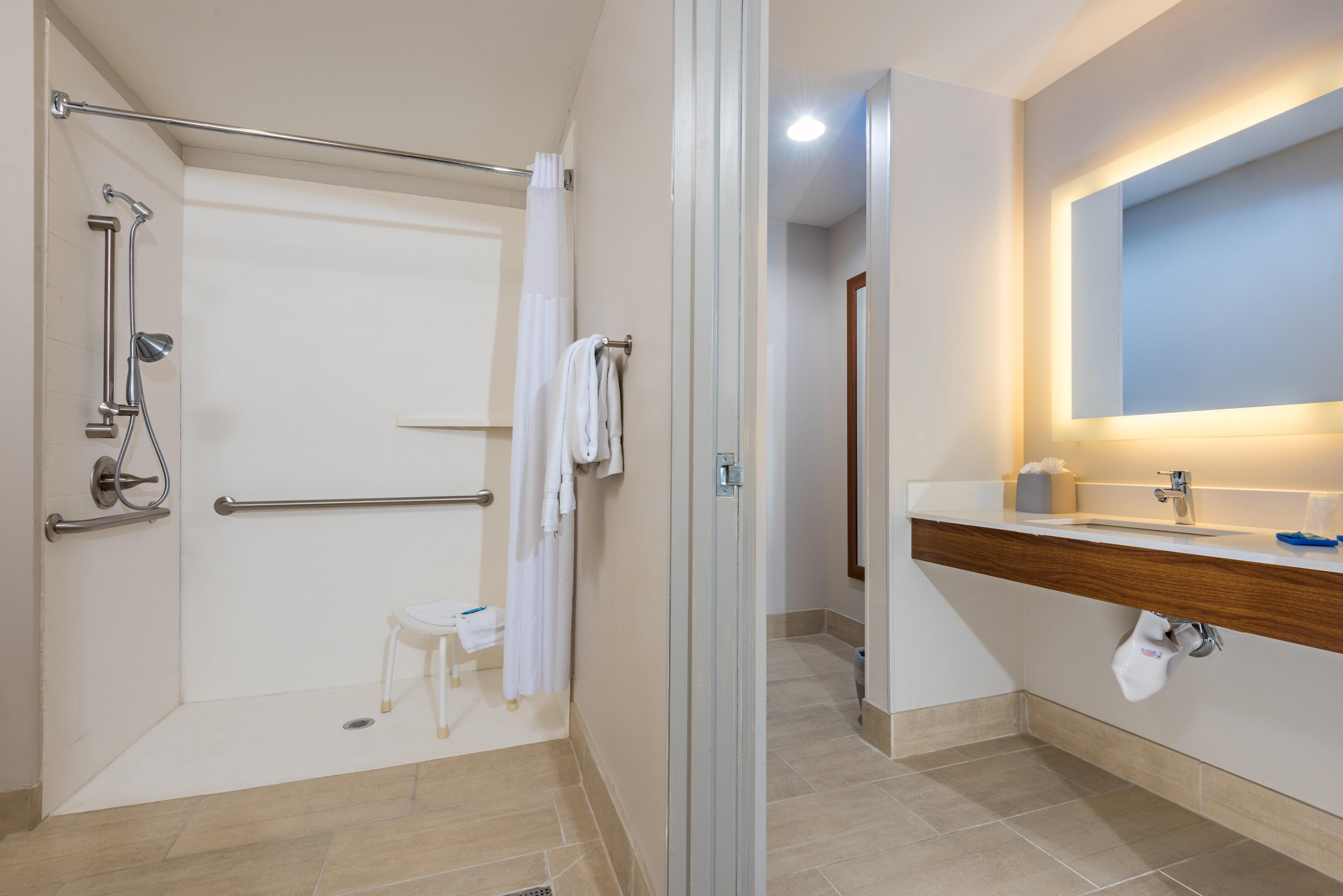 Holiday Inn Express Peoria North - Glendale By Ihg Екстер'єр фото