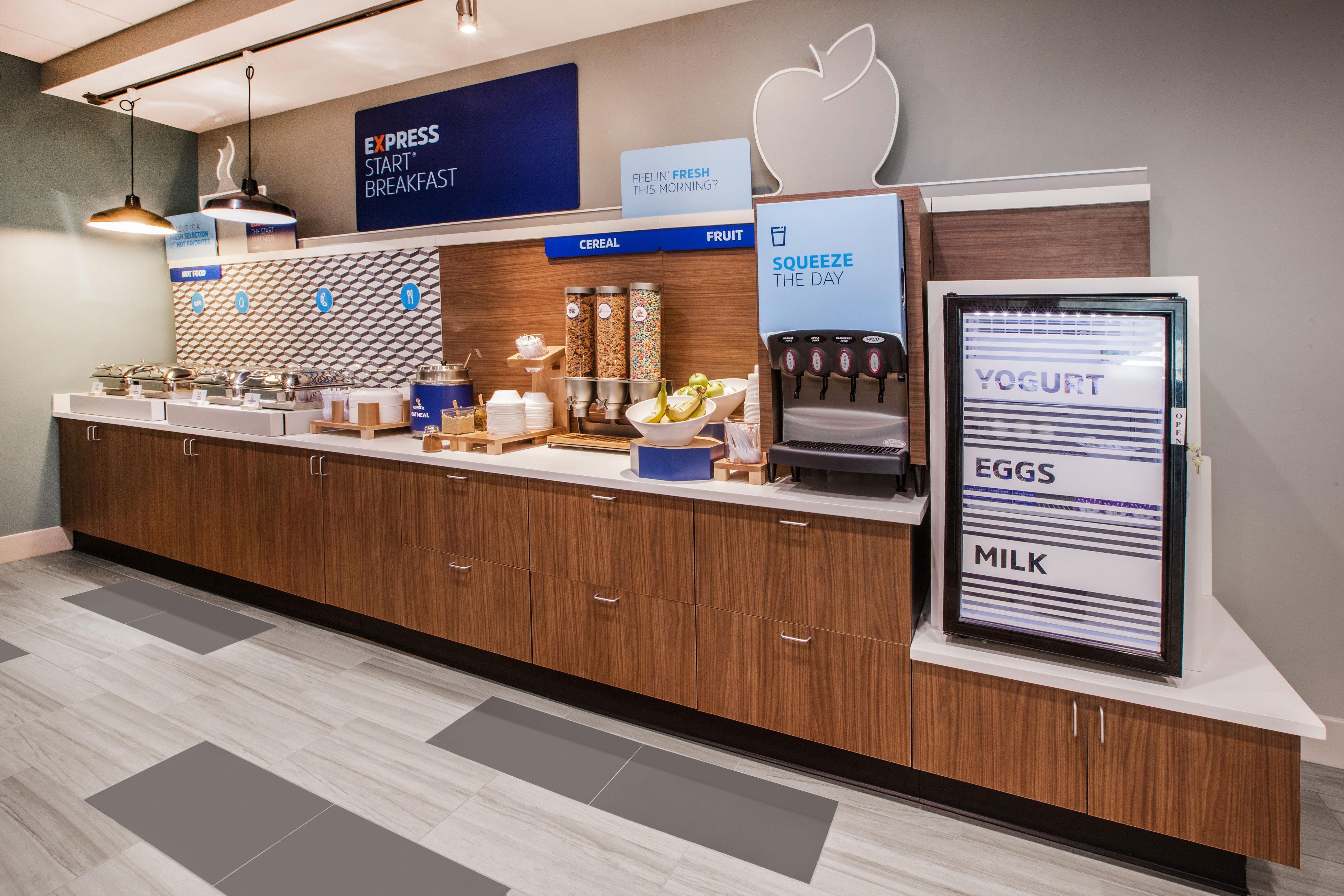 Holiday Inn Express Peoria North - Glendale By Ihg Екстер'єр фото